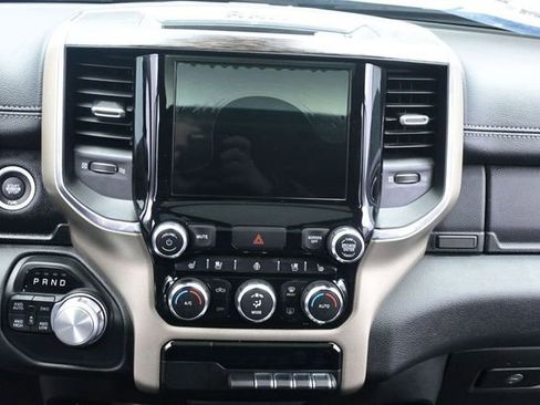 Used 2019 RAM 1500 Laramie AWD/4WD image 25