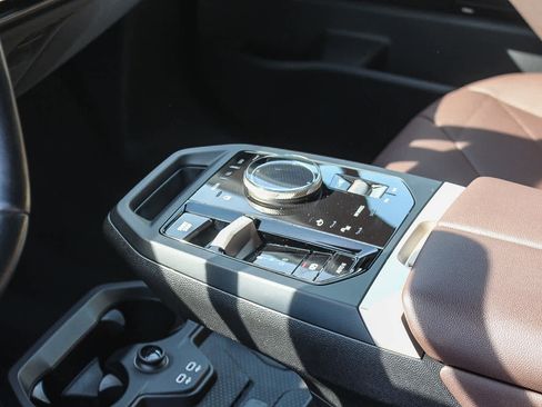 Certified 2023 BMW iX xDrive50 w/ Convenience Package image 19