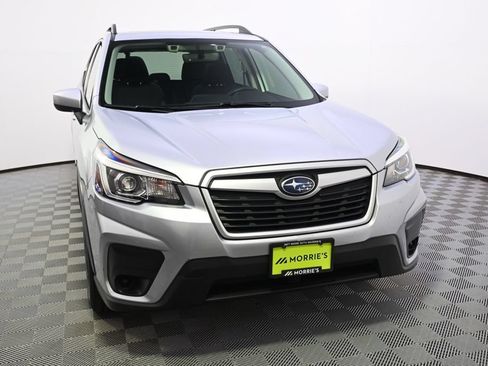 Used 2019 Subaru Forester Premium AWD/4WD image 5