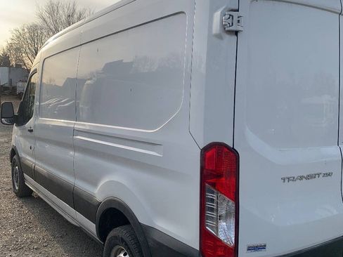 Used 2020 Ford Transit 250 Medium Roof w/ Interior Upgrade Package RWD image 3