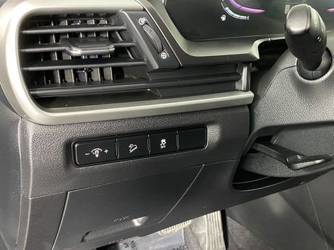 Certified 2023 Kia Telluride S w/ S Sunroof Package image 11