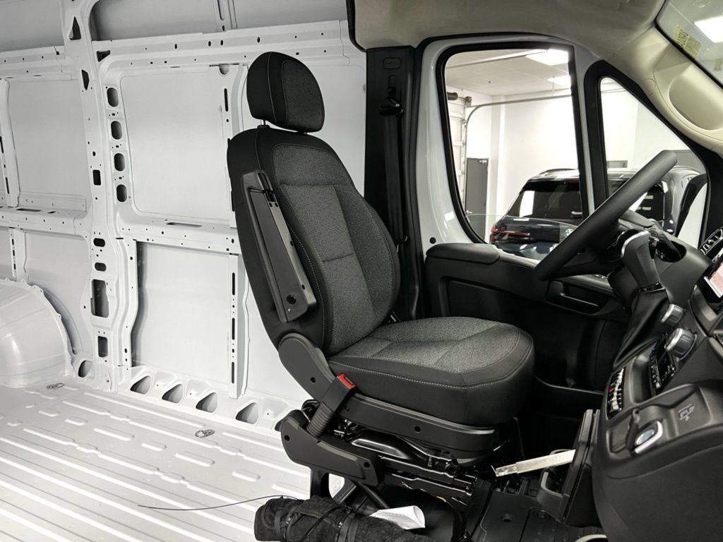Used 2024 RAM ProMaster 1500 w/ Convenience Group FWD image 13