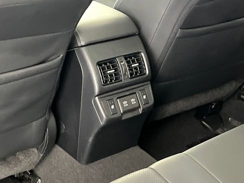 Used 2019 Subaru Outback 2.5i Limited AWD/4WD image 45