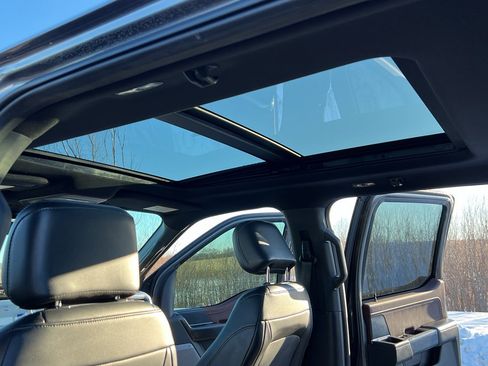 Used 2021 Ford F150 Lariat w/ Equipment Group 502A High image 42