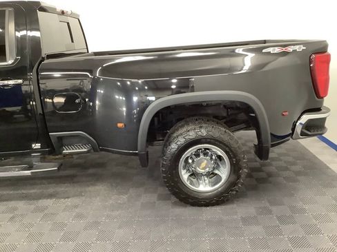 Used 2024 Chevrolet Silverado 3500 LTZ w/ LTZ Plus Package image 4