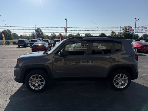 Used 2022 Jeep Renegade Sport w/ Sport Appearance Group AWD/4WD image 8