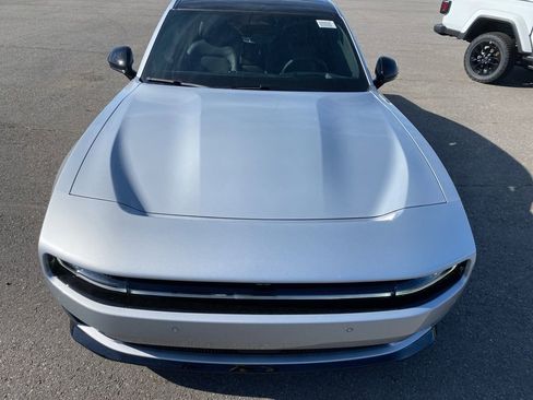 New 2024 Dodge Charger R/T w/ Plus Group image 12