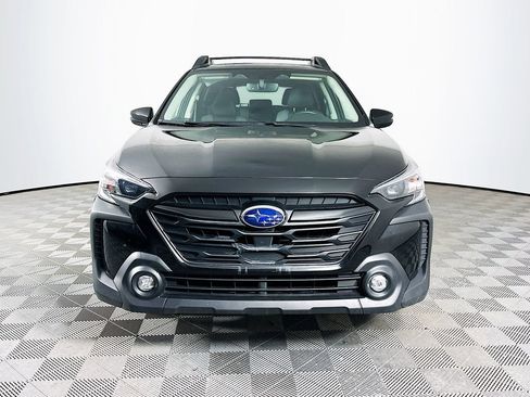 Used 2023 Subaru Outback Onyx Edition image 4