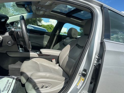Used 2013 Cadillac XTS Luxury w/ Driver Awareness Package FWD image 10