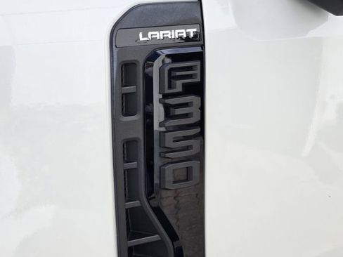 Used 2023 Ford F350 Lariat w/ Lariat Ultimate Package image 13