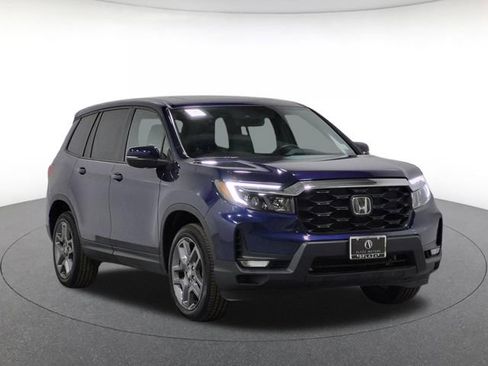 Used 2023 Honda Passport EX-L image 3