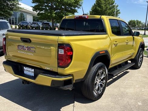 Used 2023 GMC Canyon AT4 w/ AT4 Premium Package AWD/4WD image 3