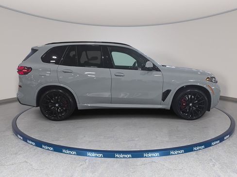 Used 2026 BMW X5 sDrive40i w/ M Sport Package image 5