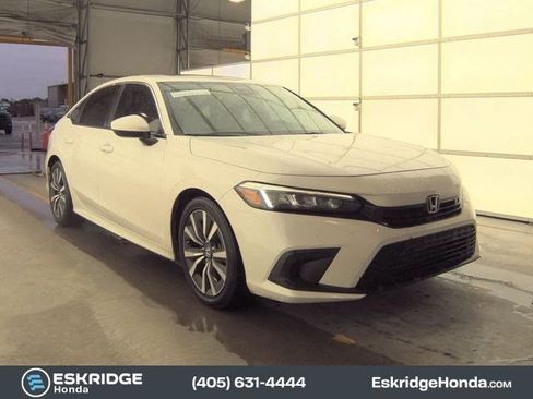 Used 2024 Honda Civic EX image 1