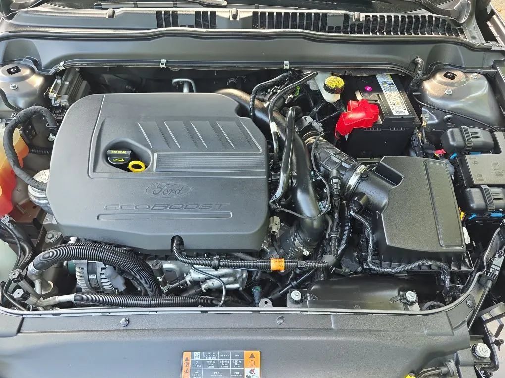 Used 2014 Ford Fusion SE FWD image 48