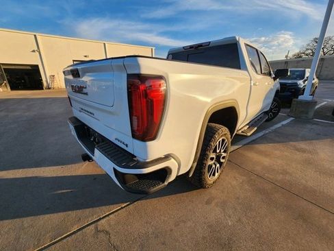 Used 2024 GMC Sierra 1500 AT4 w/ Technology Package image 4