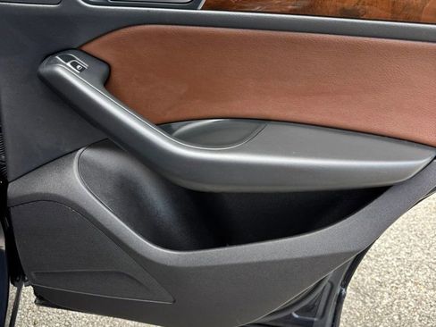 Used 2017 Audi Q5 2.0T Premium image 18