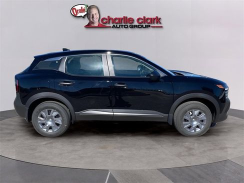 New 2026 Nissan Kicks S image 7