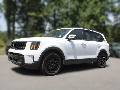 Certified 2024 Kia Telluride SX Prestige X-Line AWD/4WD image 3