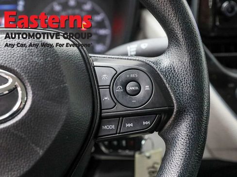 Used 2024 Toyota Corolla LE image 16