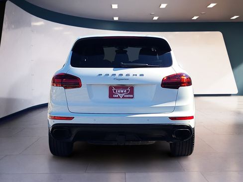 Used 2016 Porsche Cayenne image 4