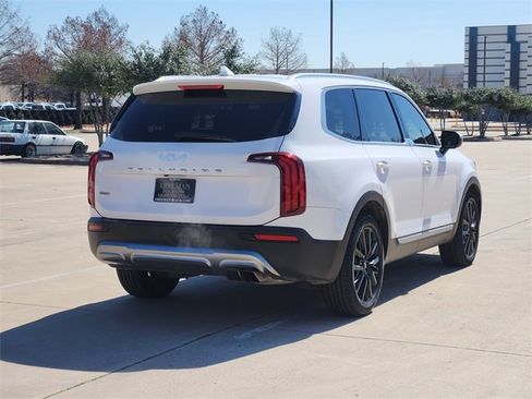 Used 2022 Kia Telluride SX w/ SX Prestige Package image 6