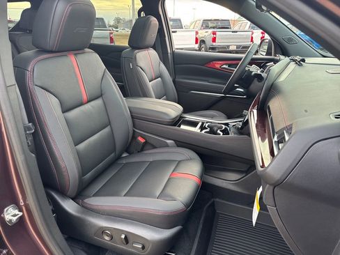 New 2026 Chevrolet Traverse RS w/ LPO, Floor Liner Package image 14