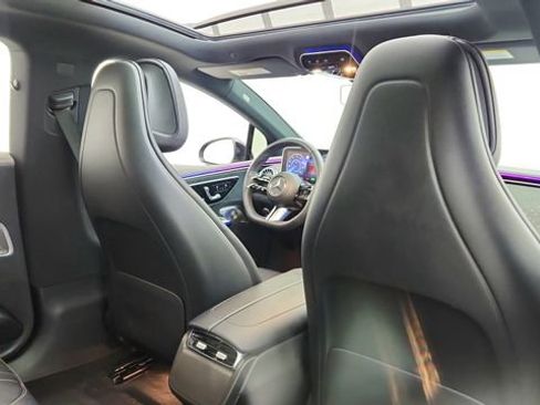 Used 2023 Mercedes-Benz EQE 500 500 Sedan image 27