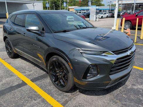 Used 2019 Chevrolet Blazer Premier w/ Driver Confidence II Package AWD/4WD image 3