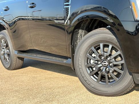 New 2026 Nissan Armada SV image 9