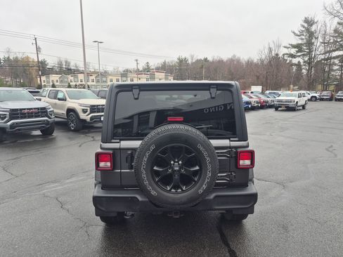 Used 2021 Jeep Wrangler Unlimited Sport image 4