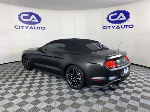 Used 2022 Ford Mustang Premium RWD image 6