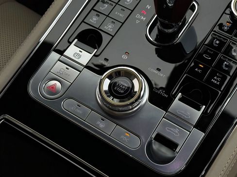 Used 2024 Bentley Continental GT AWD/4WD image 30