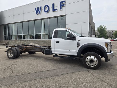Used 2018 Ford F550 2WD Regular Cab Super Duty image 5