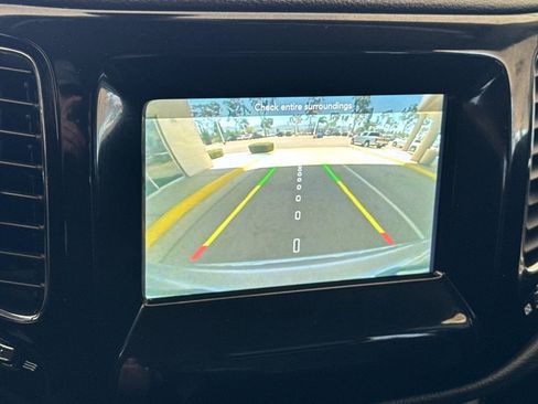 Used 2019 Jeep Compass Latitude FWD image 19
