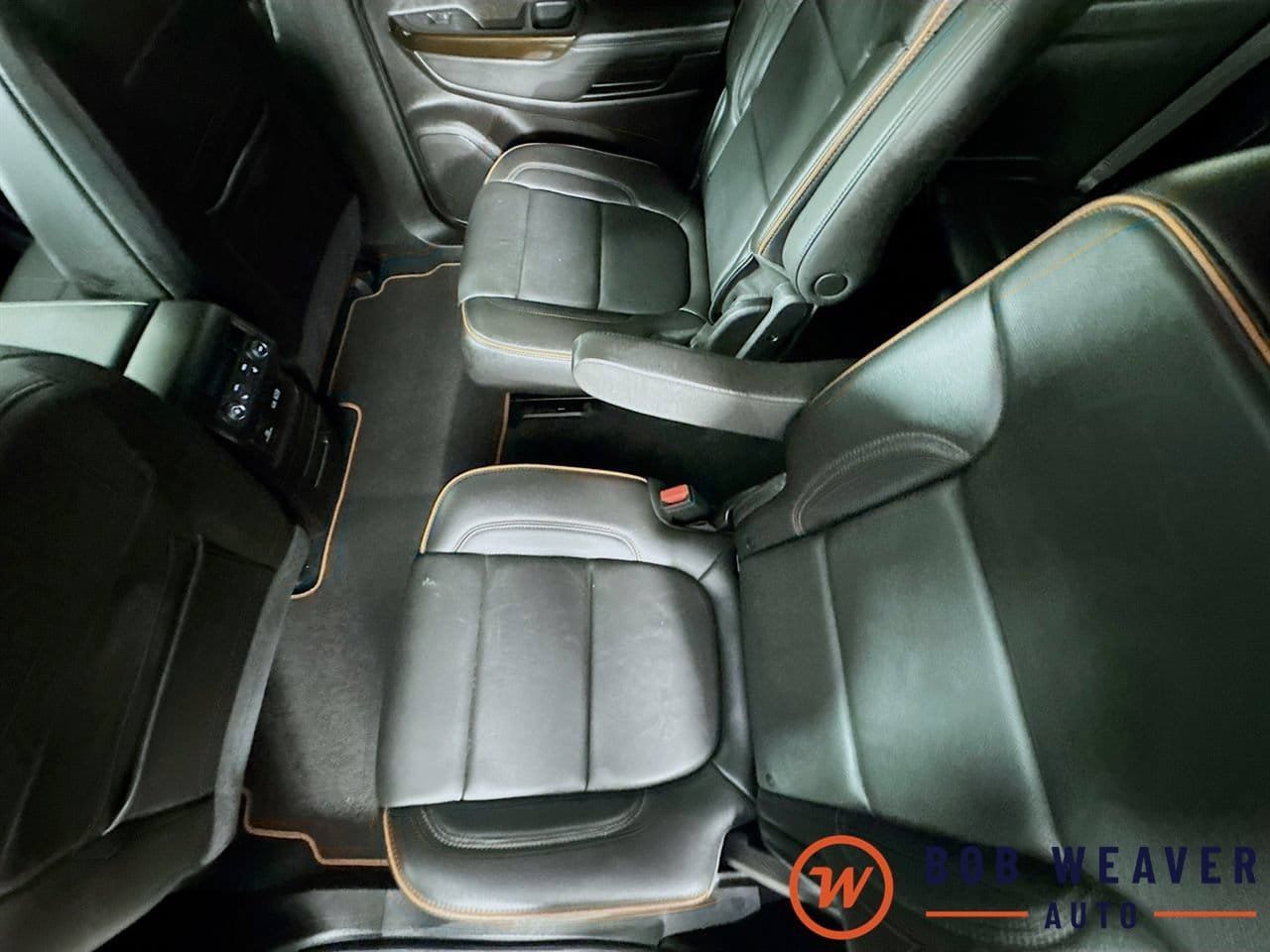 Used 2023 GMC Acadia AT4 w/ Preferred Package AWD/4WD image 30