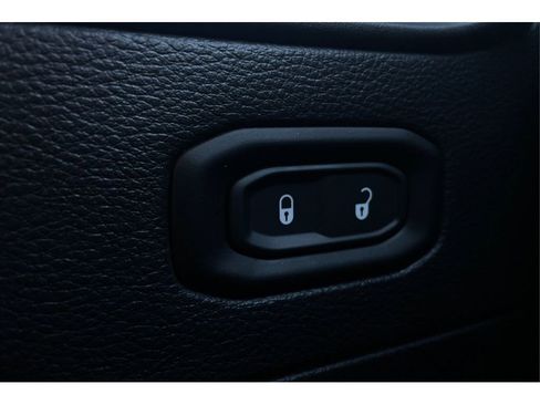 Used 2021 Jeep Wrangler Unlimited Rubicon image 26