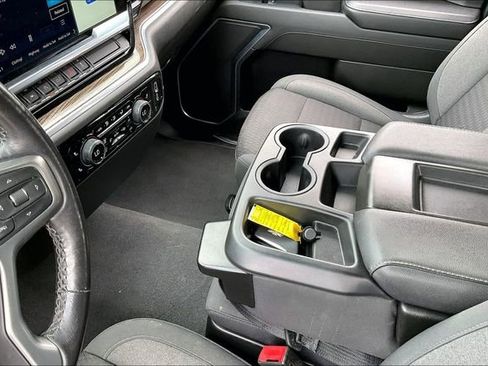 Used 2022 Chevrolet Silverado 1500 LT AWD/4WD image 13