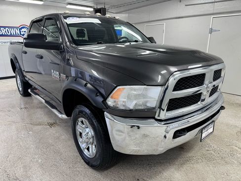 Used 2016 RAM 2500 Tradesman w/ Chrome Appearance Group image 10