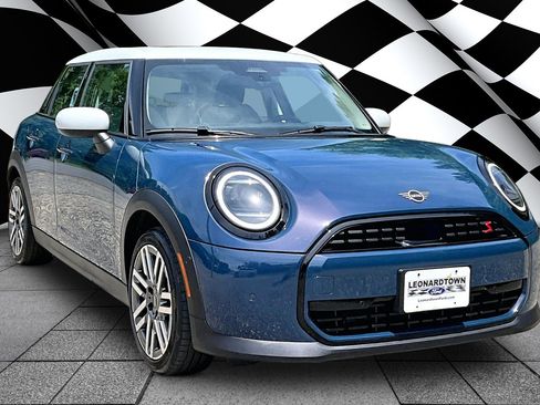 Used 2025 MINI Cooper S FWD image 11
