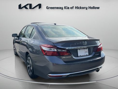 Used 2016 Honda Accord EX image 5