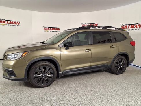 Used 2022 Subaru Ascent Onyx Edition image 3