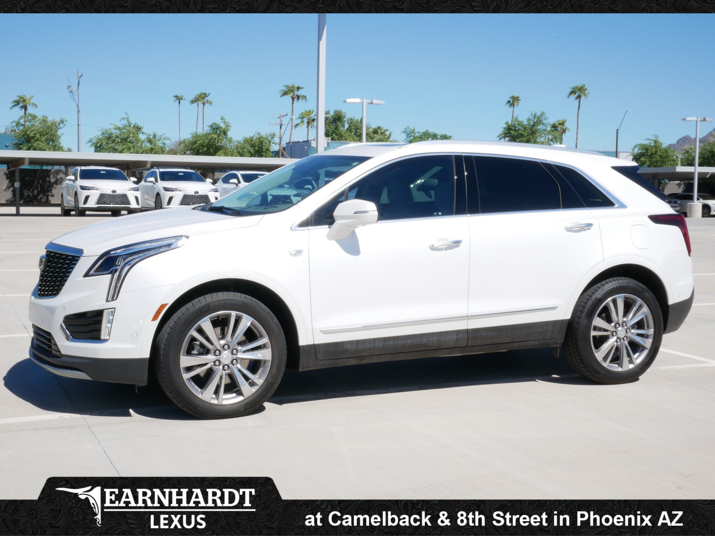 Used 2023 Cadillac XT5 Premium Luxury w/ Technology Package FWD image 1