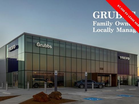 New 2025 Volvo XC60 T8 Plus w/ Protection Package Premier image 8