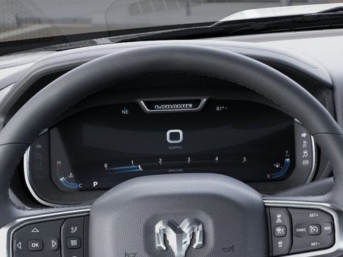New 2025 RAM 3500 Laramie AWD/4WD image 17