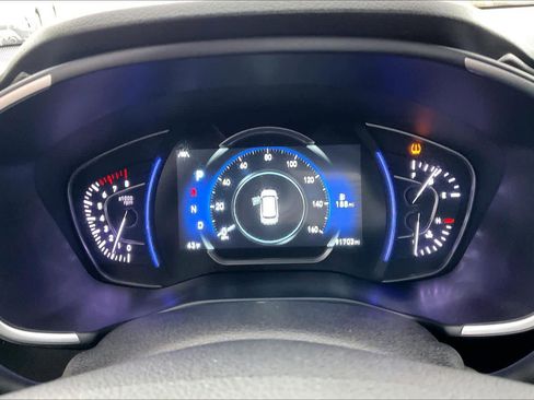 Used 2020 Hyundai Santa Fe SEL w/ Convenience Package image 21