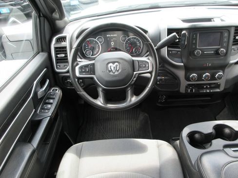 Used 2024 RAM 2500 Big Horn AWD/4WD image 17