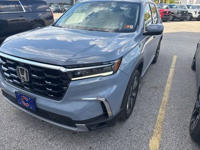Used 2025 Honda Pilot Elite