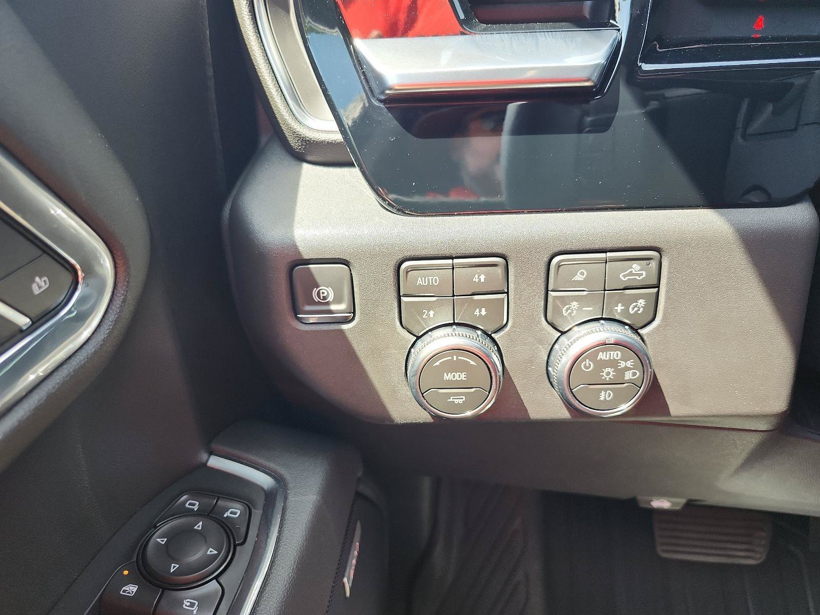 Used 2026 GMC Sierra 1500 SLT w/ SLT Premium Package AWD/4WD image 24