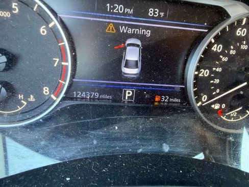 Used 2021 Nissan Altima 2.5 SV FWD image 14